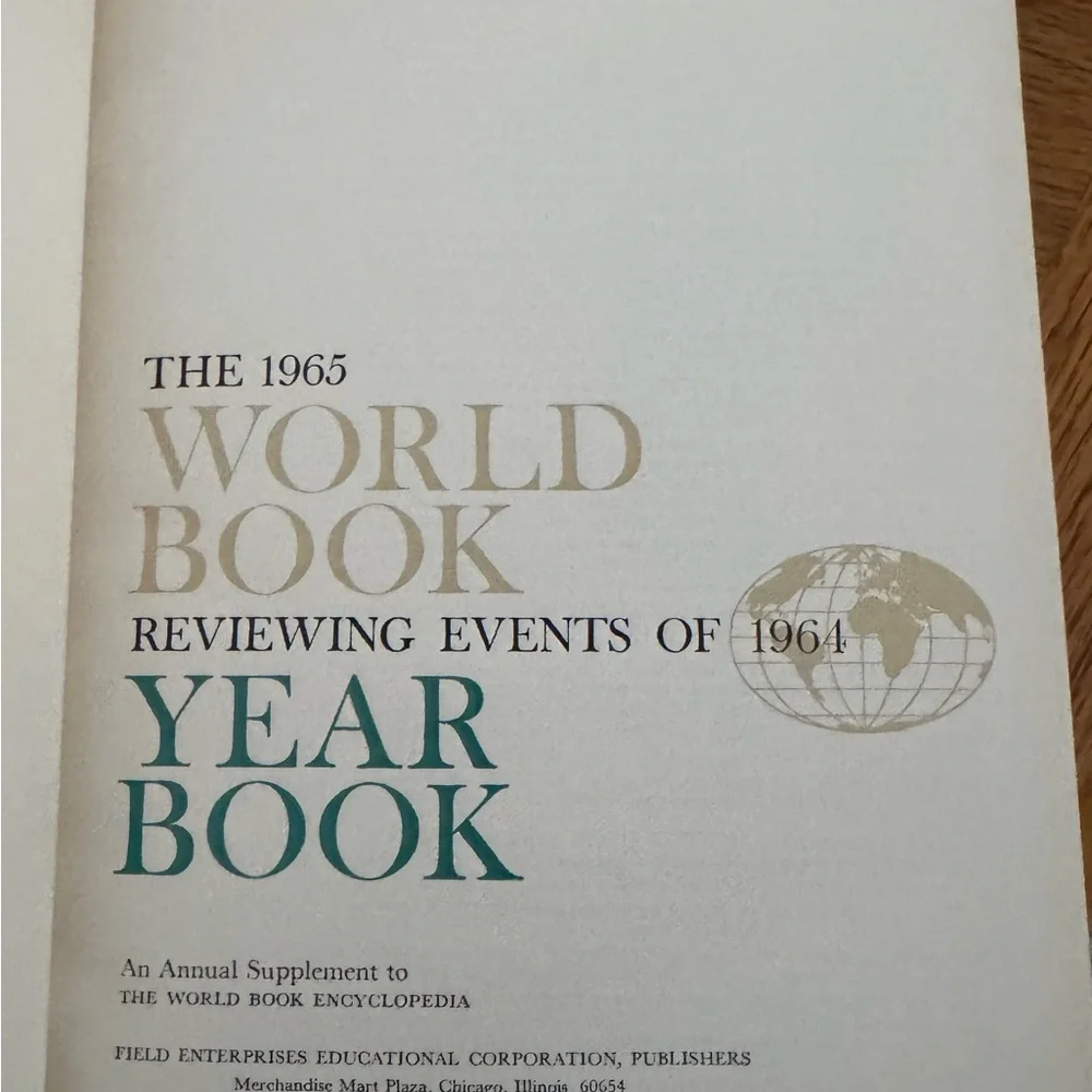 The World Book Year Book 1964 - Black and White Edition